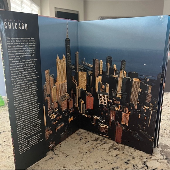 High Above Chicago Oversized 17X12 Coffee Table Book Hardback Home Decor - Picture 14 of 16